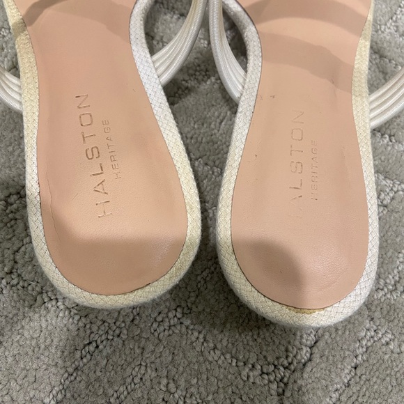 Halston Heritage cream slip on sandals size 8 - Picture 6 of 12